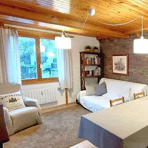 homenfun-acogedores-apartamentos-en-vielha.catalonia-hotels.com/